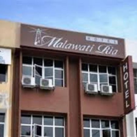 Melawati Ria Hotel Kuala Selangor Ngoại thất bức ảnh