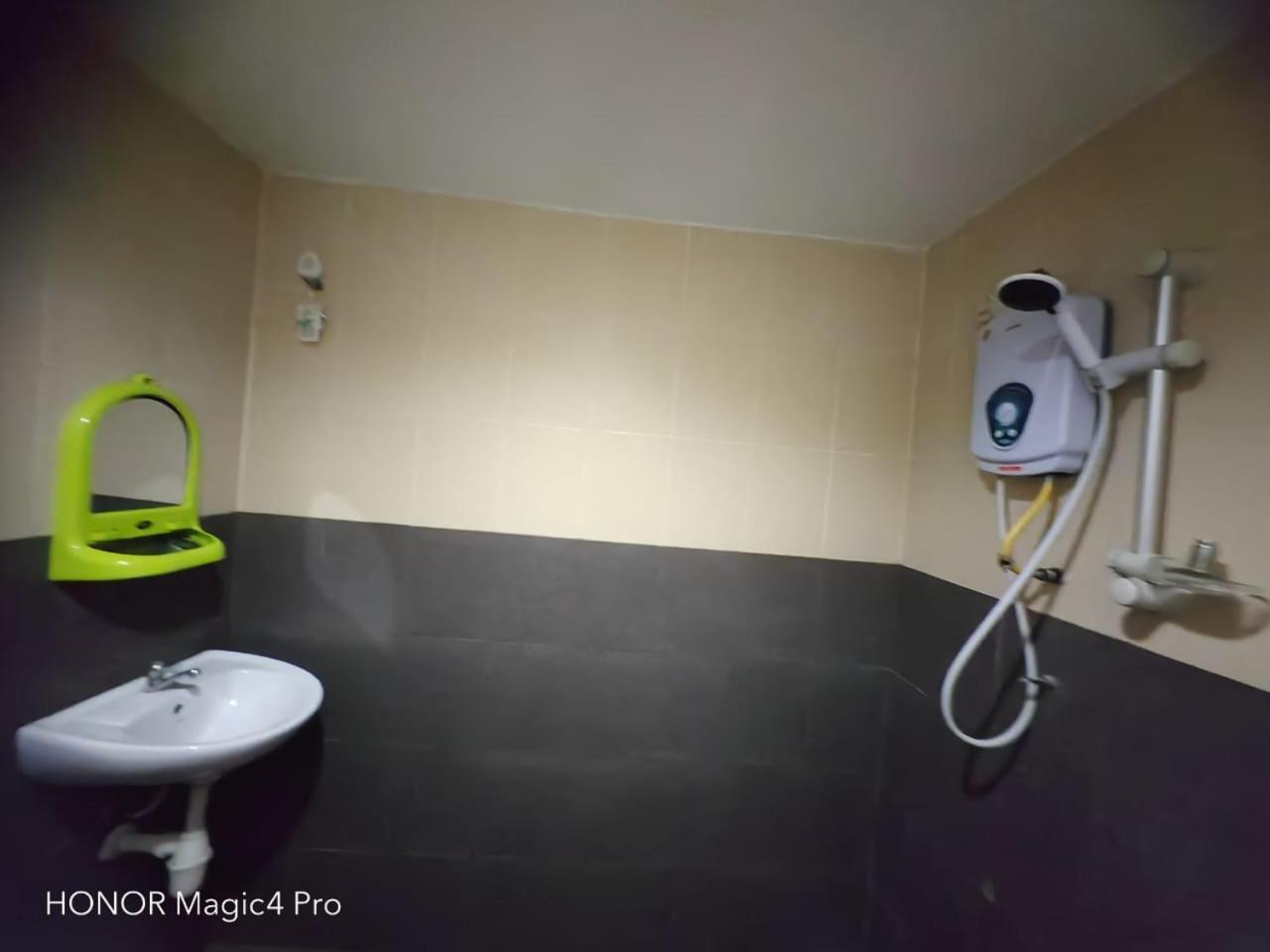 Melawati Ria Hotel Kuala Selangor Ngoại thất bức ảnh