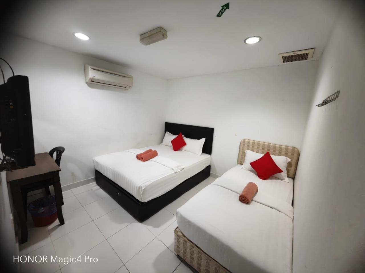Melawati Ria Hotel Kuala Selangor Ngoại thất bức ảnh